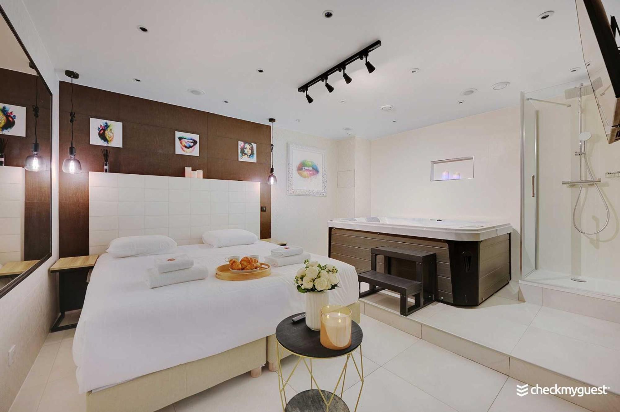 Intimate Apartment With Air Conditioner & Jacuzzi 2Br 6P Montmartre 巴黎 外观 照片