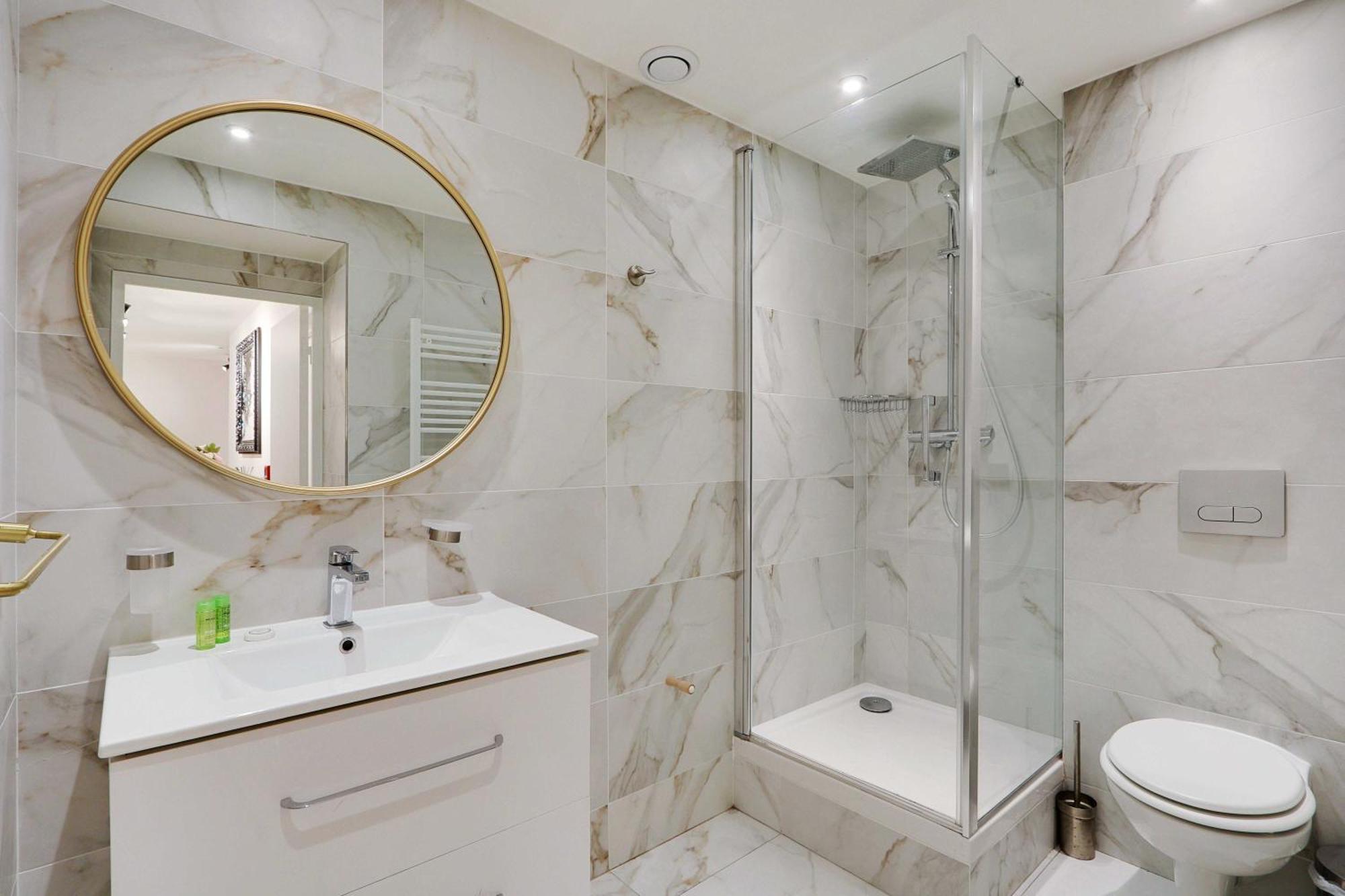 Intimate Apartment With Air Conditioner & Jacuzzi 2Br 6P Montmartre 巴黎 外观 照片